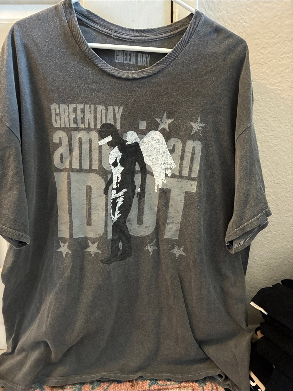 'American Idiot' Graphic Tee - Gray